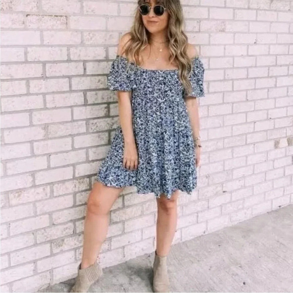 Wild Fable Blue Floral Puff Sleeve Tiered Mini Dress Off‎ Shoulder Small - Picture 1 of 9